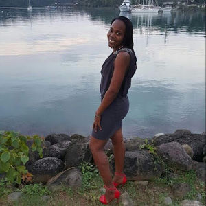 Meet your Posher, Corrine